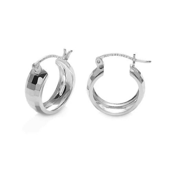 STERLING SILVER GORGEOUS SQUARE FACETED HOOP EARRINGS 20MM - Picture 1 of 2